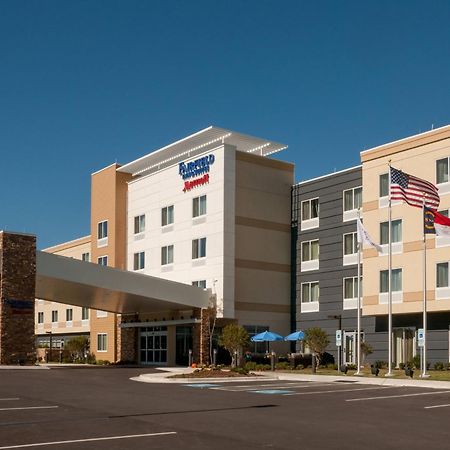 Fairfield Inn & Suites By Marriott Fayetteville North Екстериор снимка