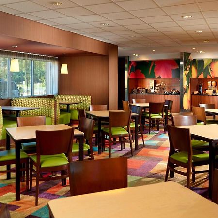 Fairfield Inn & Suites By Marriott Fayetteville North Екстериор снимка