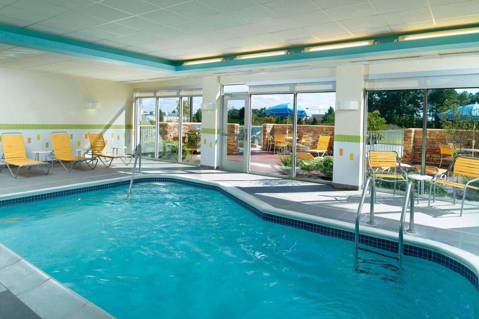 Fairfield Inn & Suites By Marriott Fayetteville North Екстериор снимка