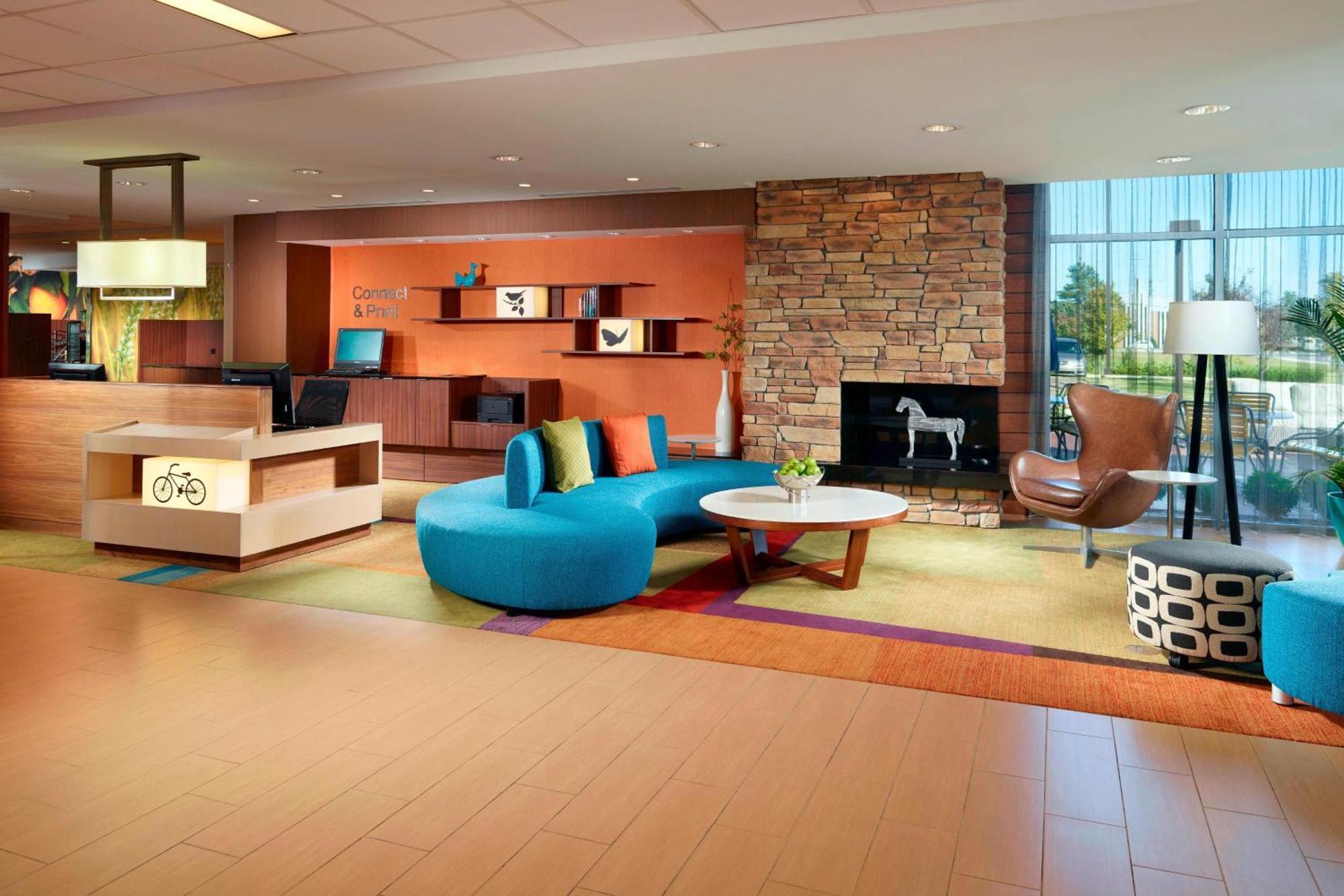 Fairfield Inn & Suites By Marriott Fayetteville North Екстериор снимка