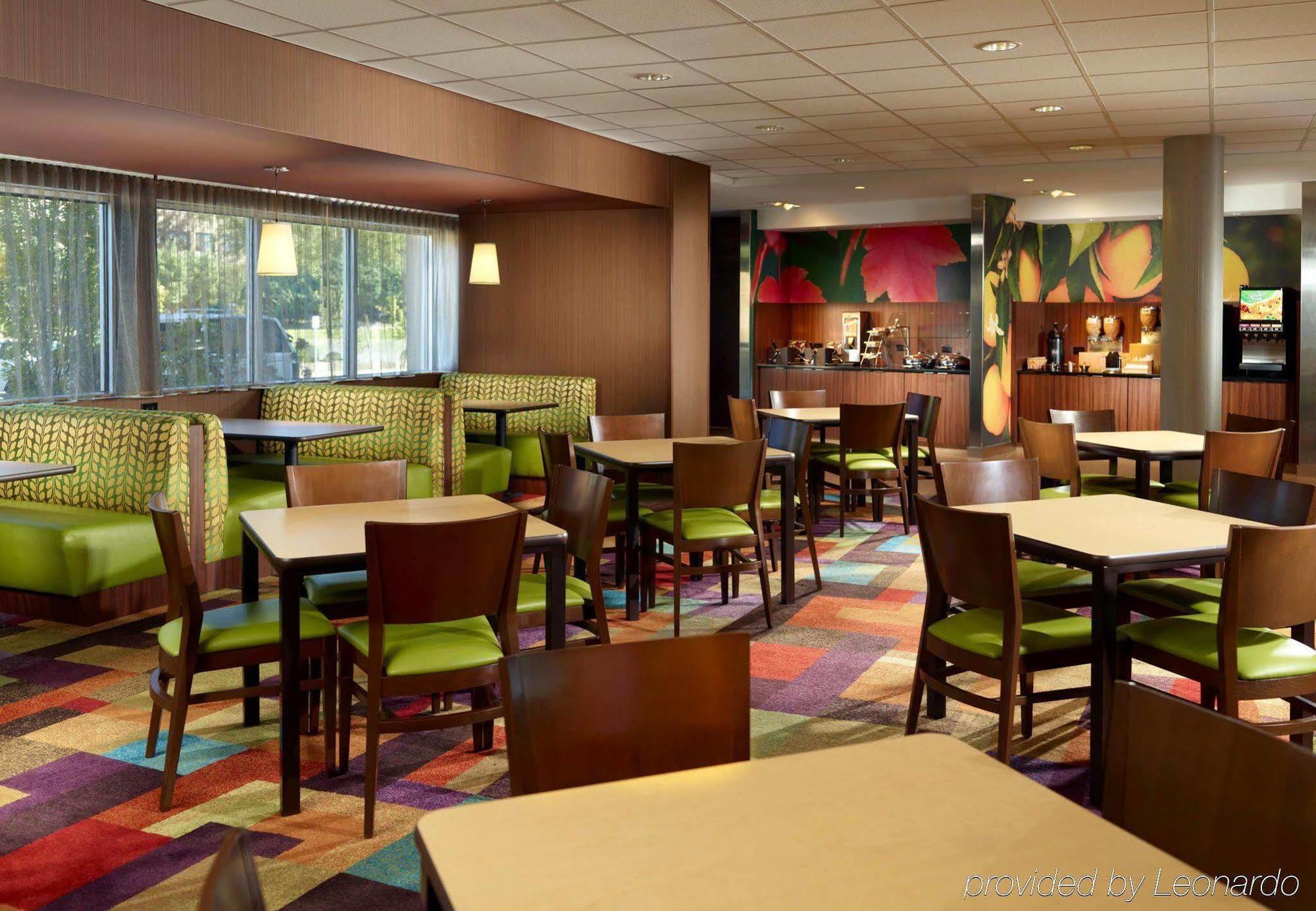 Fairfield Inn & Suites By Marriott Fayetteville North Екстериор снимка