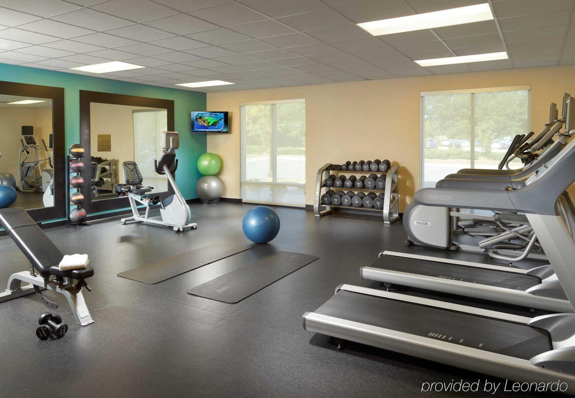 Fairfield Inn & Suites By Marriott Fayetteville North Екстериор снимка