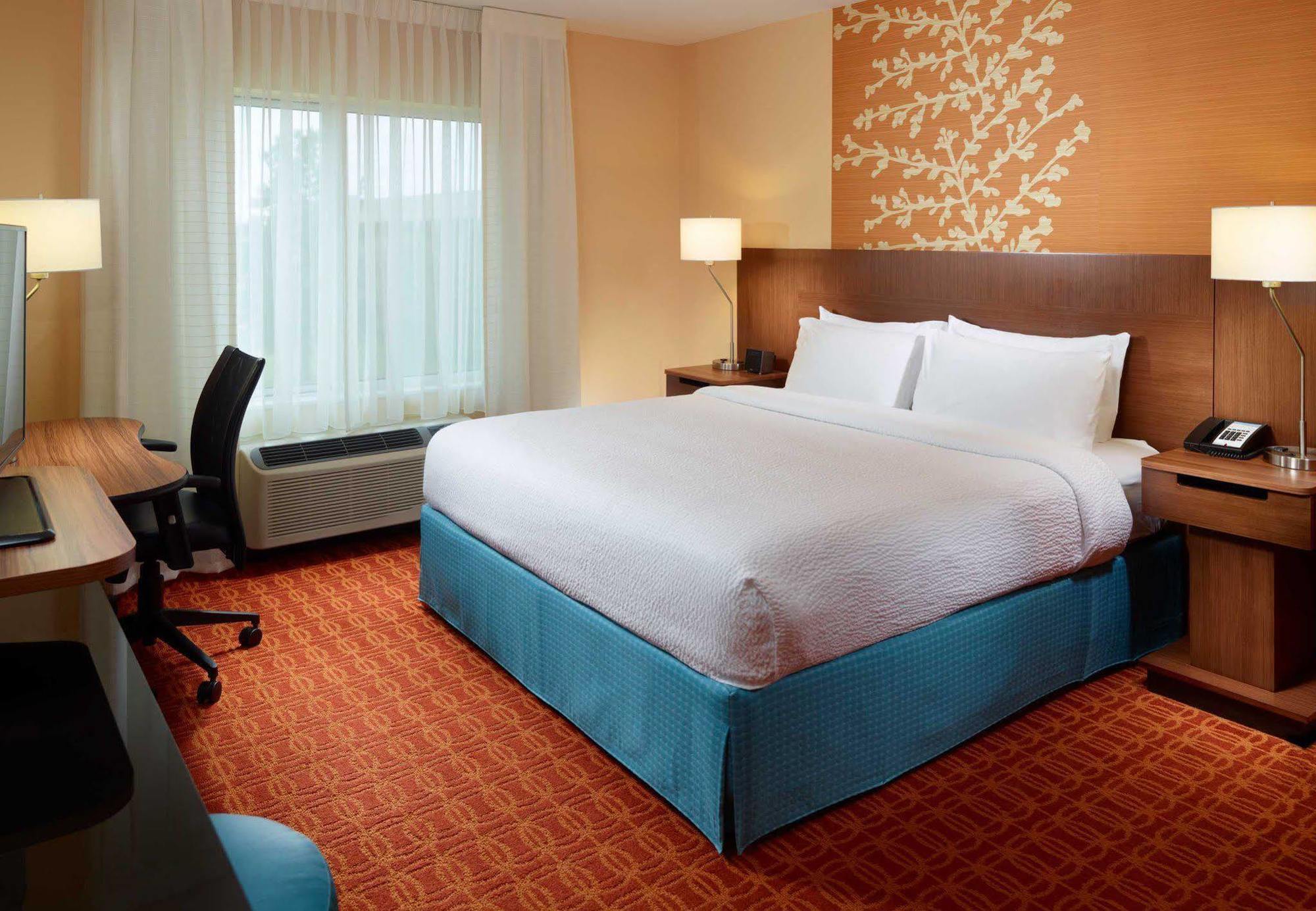 Fairfield Inn & Suites By Marriott Fayetteville North Екстериор снимка