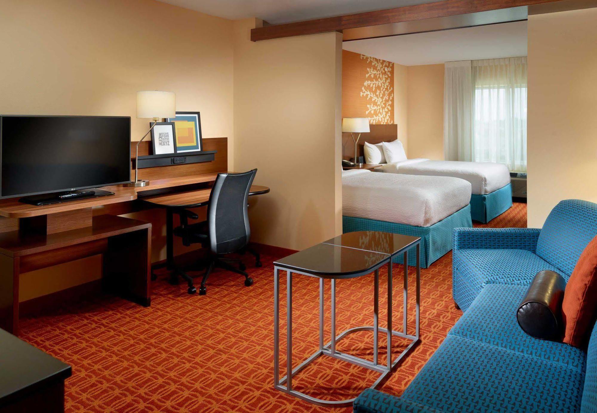 Fairfield Inn & Suites By Marriott Fayetteville North Екстериор снимка
