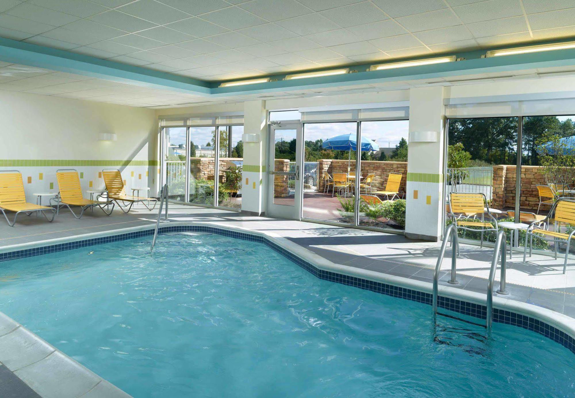 Fairfield Inn & Suites By Marriott Fayetteville North Екстериор снимка